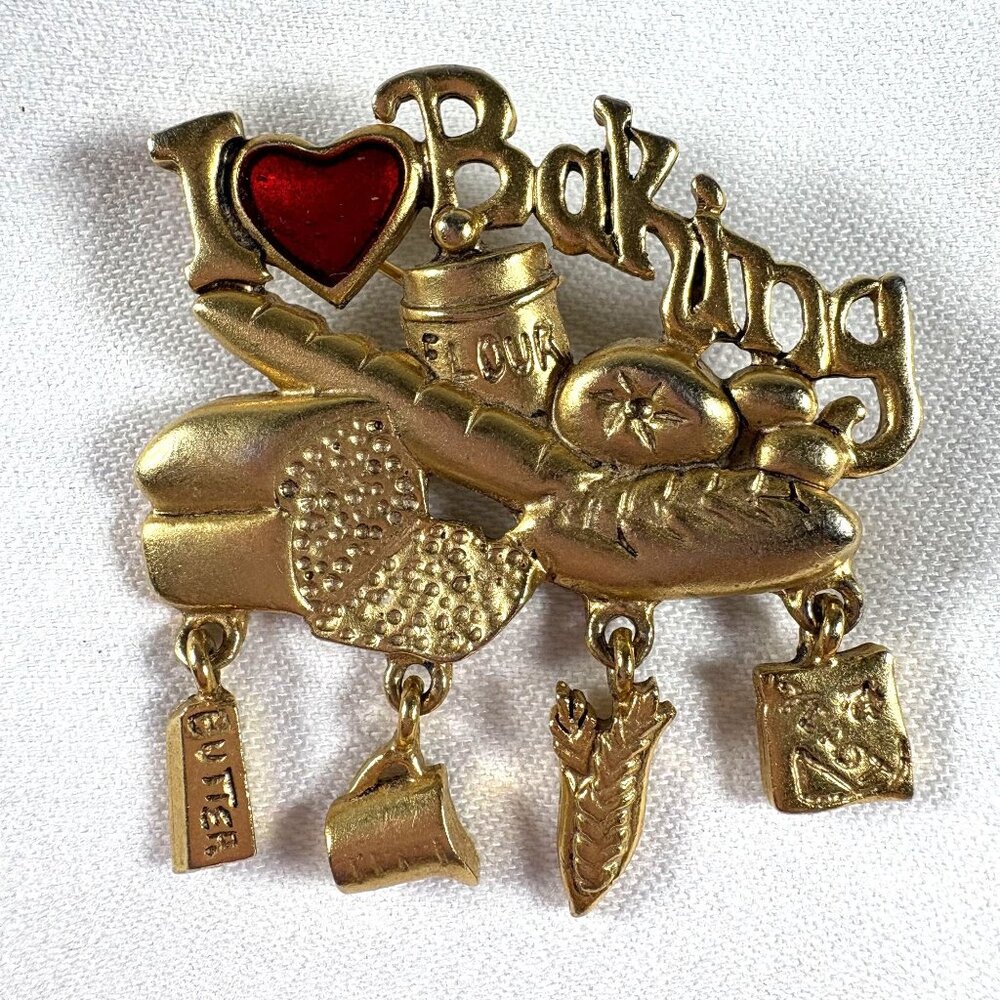Vintage Danecraft I Love Baking Gold Tone Brooch Pin‎ w/ Charms